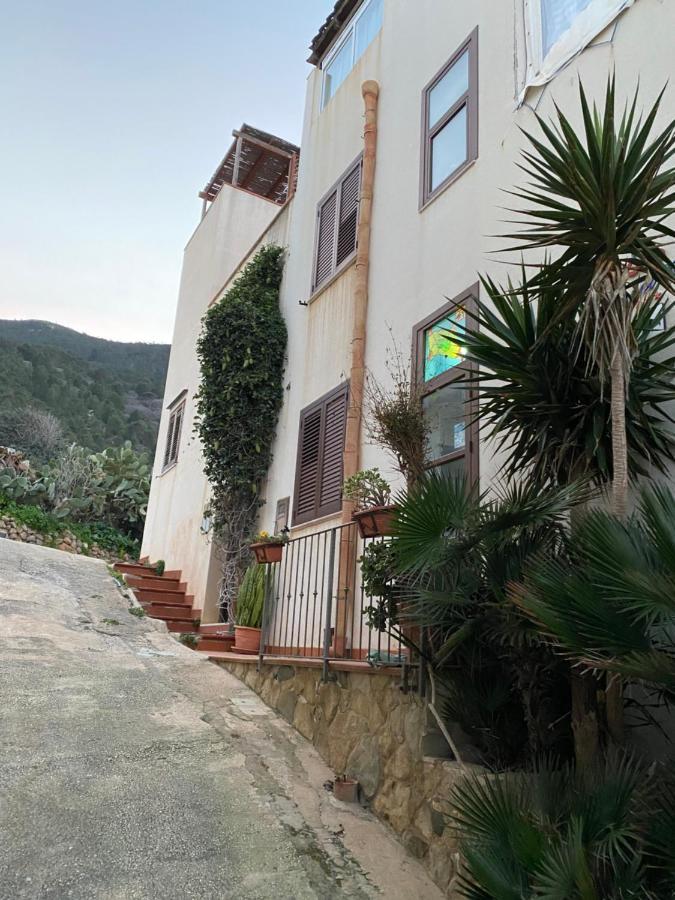Hotel Isoladelmiele Marettimo Exterior foto